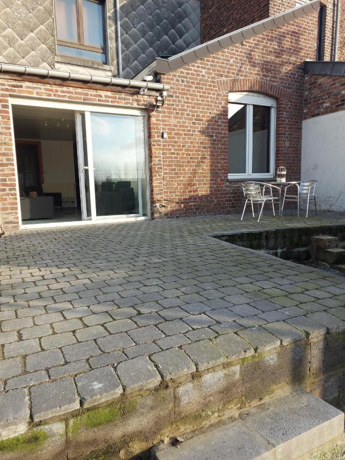 Appartement Rdc Plein Centre Avec Terrasse Vise Bagian luar foto